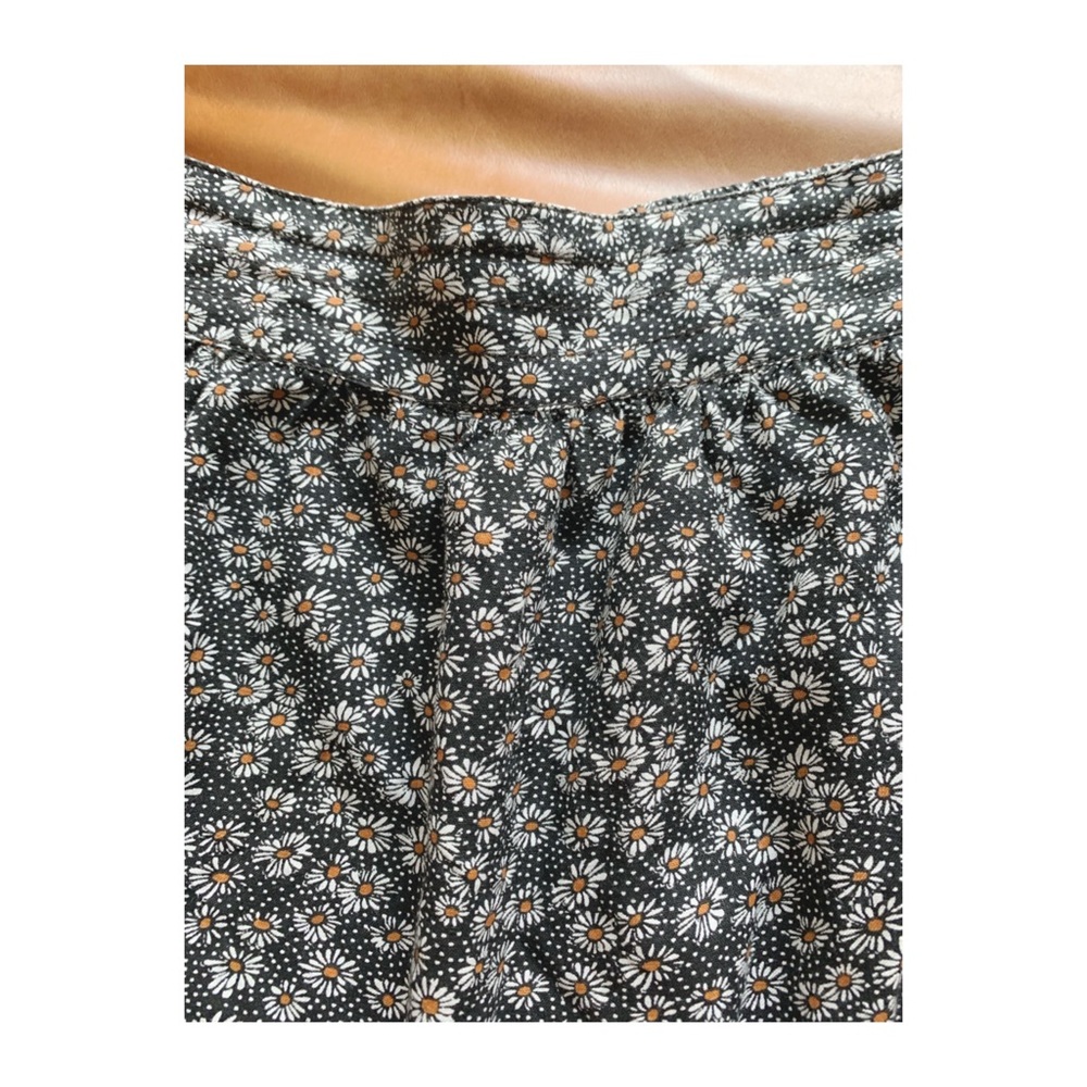 Urban Outfitters//Daisy Skirt